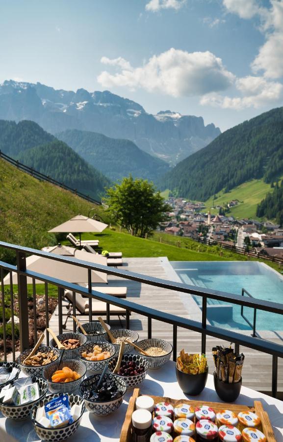 Luxury Spa Chalet Lum D'Or Selva di Val Gardena Luaran gambar